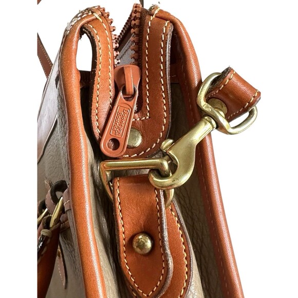 Vintage Dooney & Bourke All Weather Leather Handbag Pebbled Saddle Tan USA - Picture 13 of 17